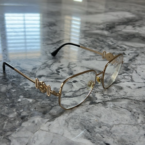 Versace eye glass frames - Picture 4 of 10